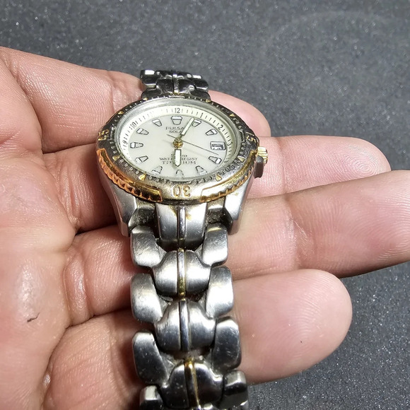 PULSAR SOLAR LADIE'S SOLAR WATCH GOlD SILVER TONE V182-0A20 FOR PARTS OR REPAIR - Picture 2 of 7